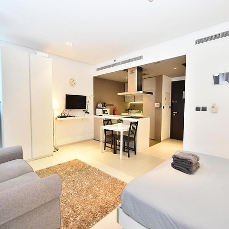 Cozy Studio Apt In Marina - Near Metro, Beach & Mall Apartment Dubai Exterior photo