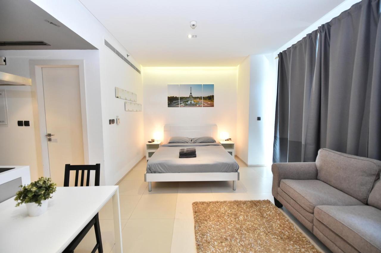 Cozy Studio Apt In Marina - Near Metro, Beach & Mall Apartment Dubai Exterior photo