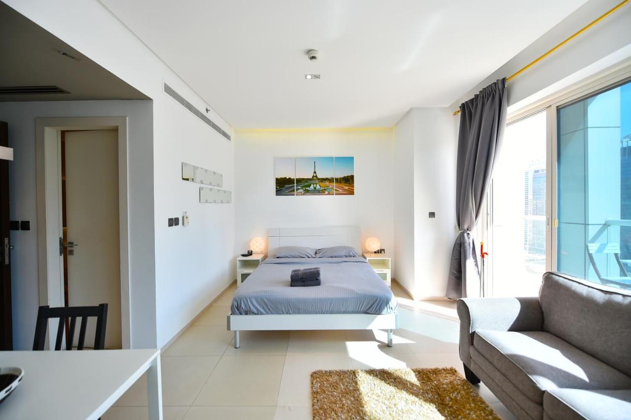 Cozy Studio Apt In Marina - Near Metro, Beach & Mall Apartment Dubai Exterior photo